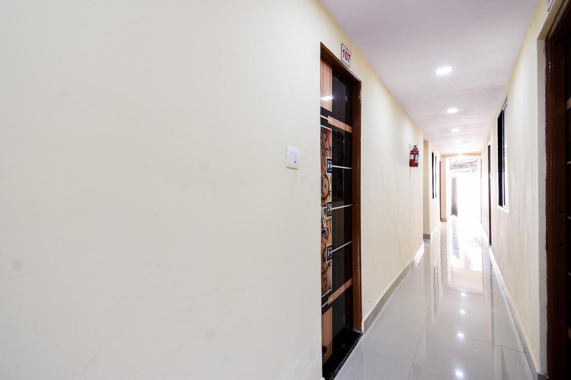 Hotel O Gaurav Guest House Nágpur Kültér fotó